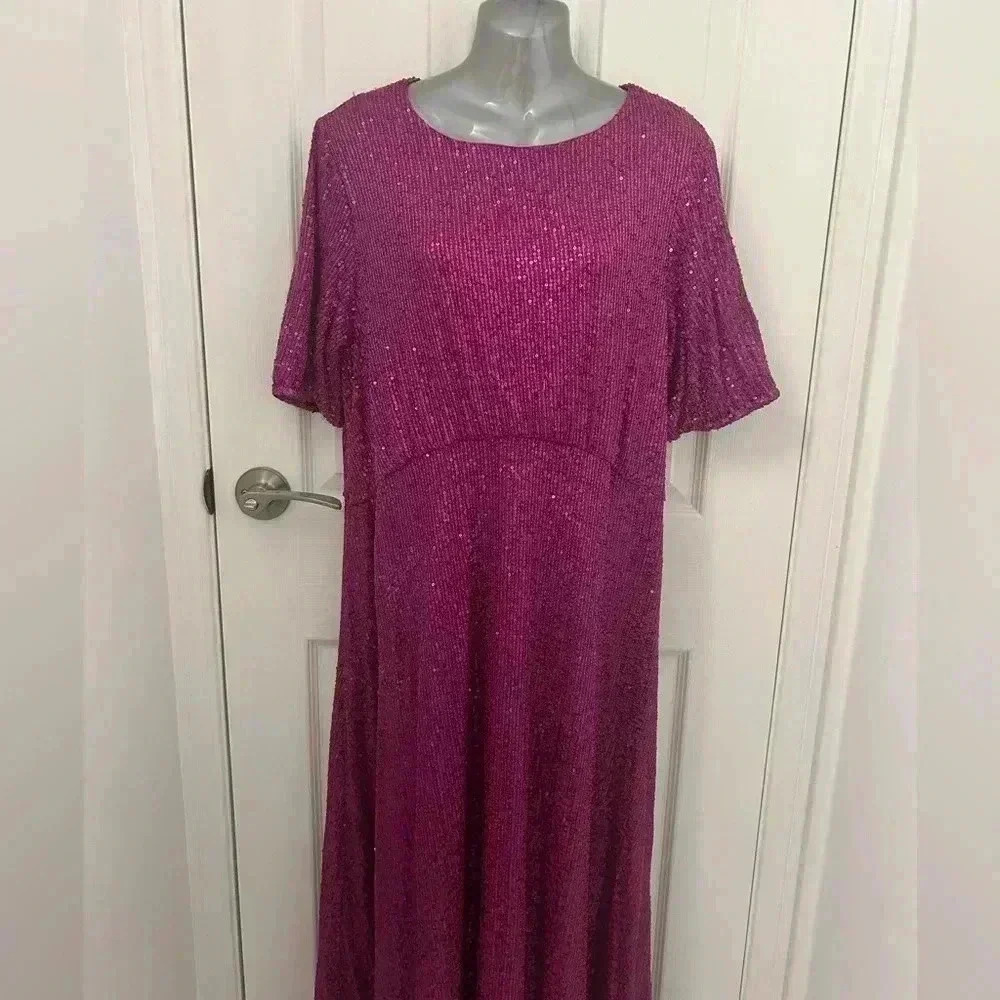 Fully sequinned fuschia pink evening dress, plus size